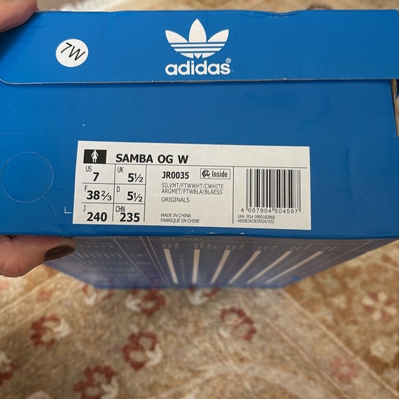 Adidas Women's Silver and White Sambas NWT - Picture 5 of 8
